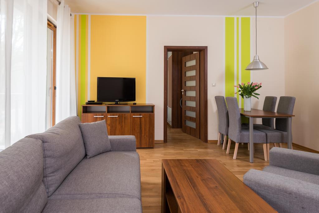 Apartamenty Sun & Snow Villa Cztery Pory Roku - Basen Sezonowy, Sauna, Blisko Lasu, Blisko Plazy, Plac Zabaw Jastrzębia Góra Zimmer foto